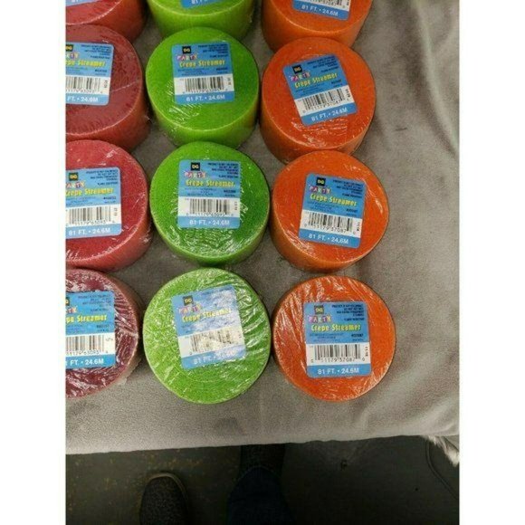 Coceca 16 Rolls Crepe Paper Streamers in 4 Colors - Picture 5 of 9